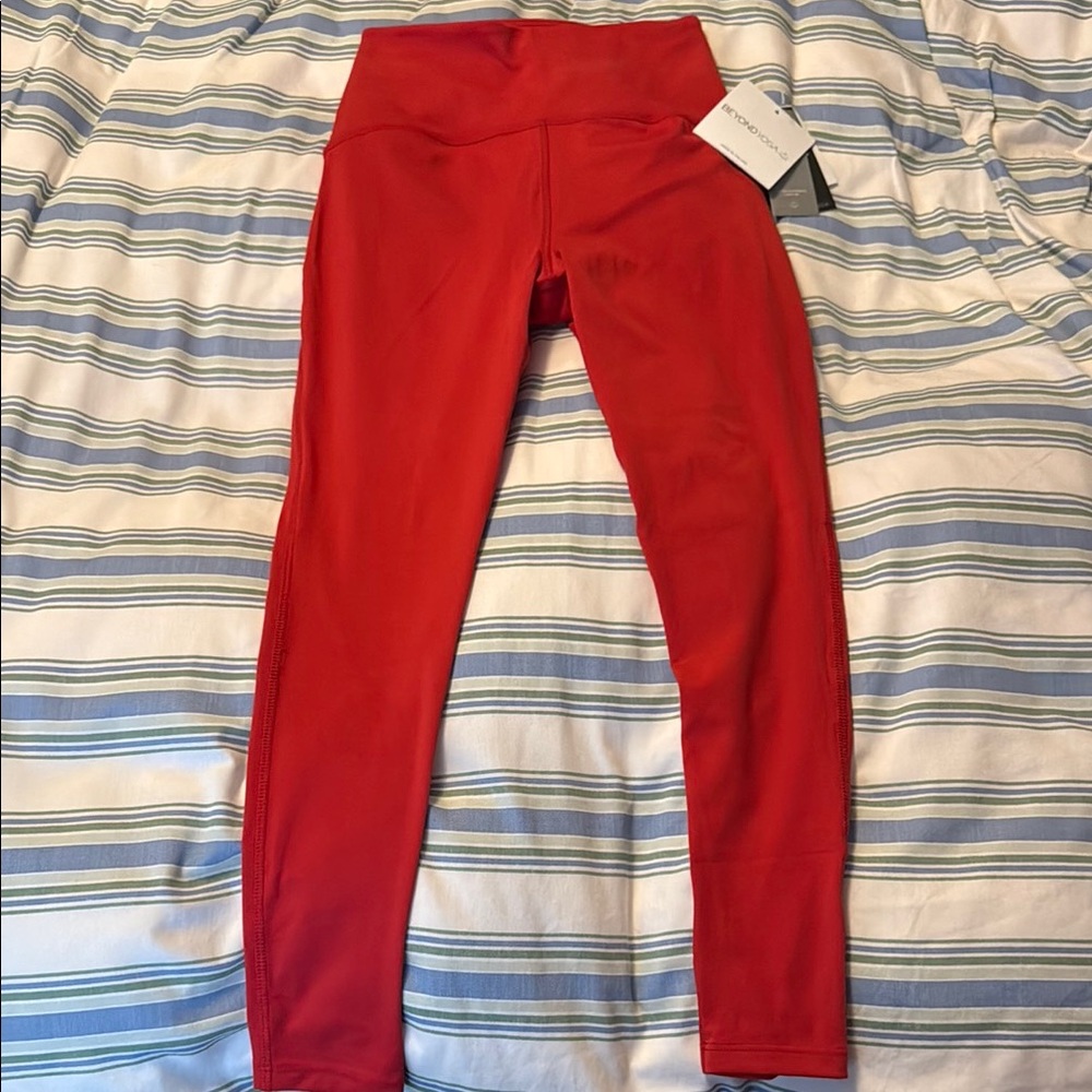 Beyond Yoga POWERBEYOND MIDI Leggings in Red.  Size small.  NWT.